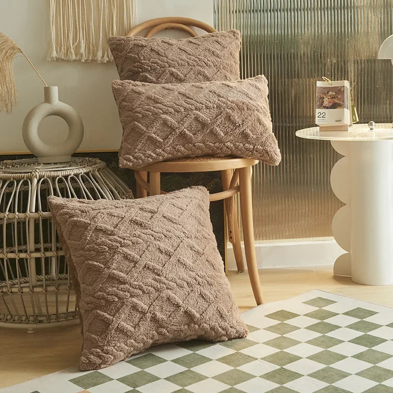 Soft Geometric Pattern Throw Pillow Cover