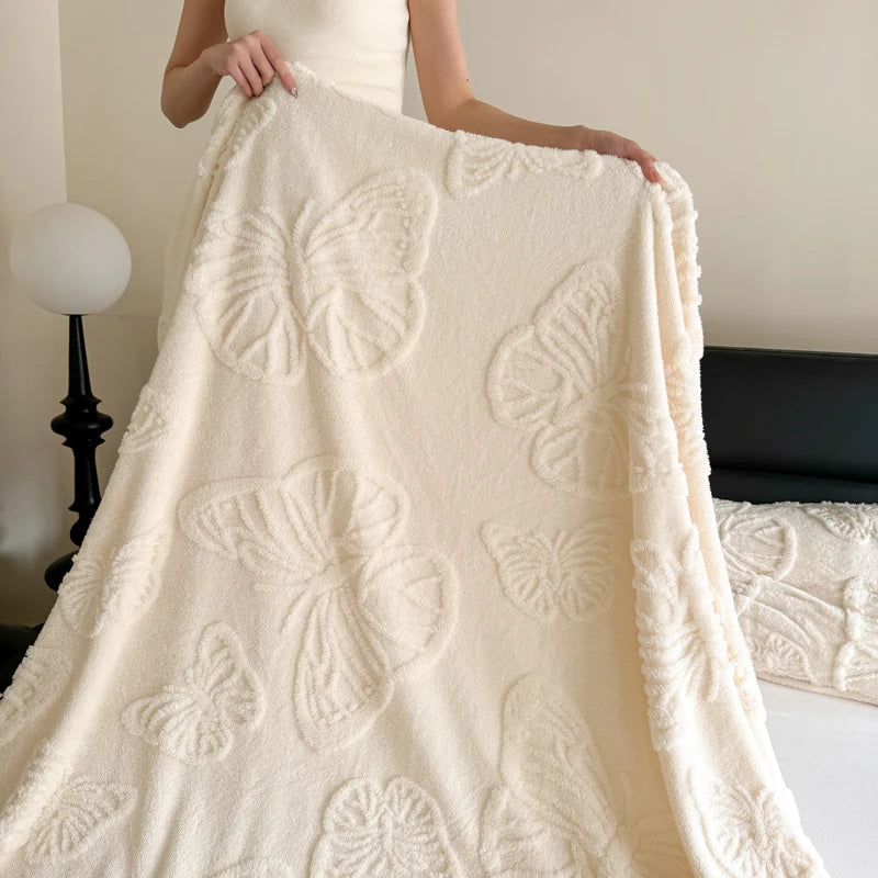 Cozy Plush Blanket with 3D Floral Pattern