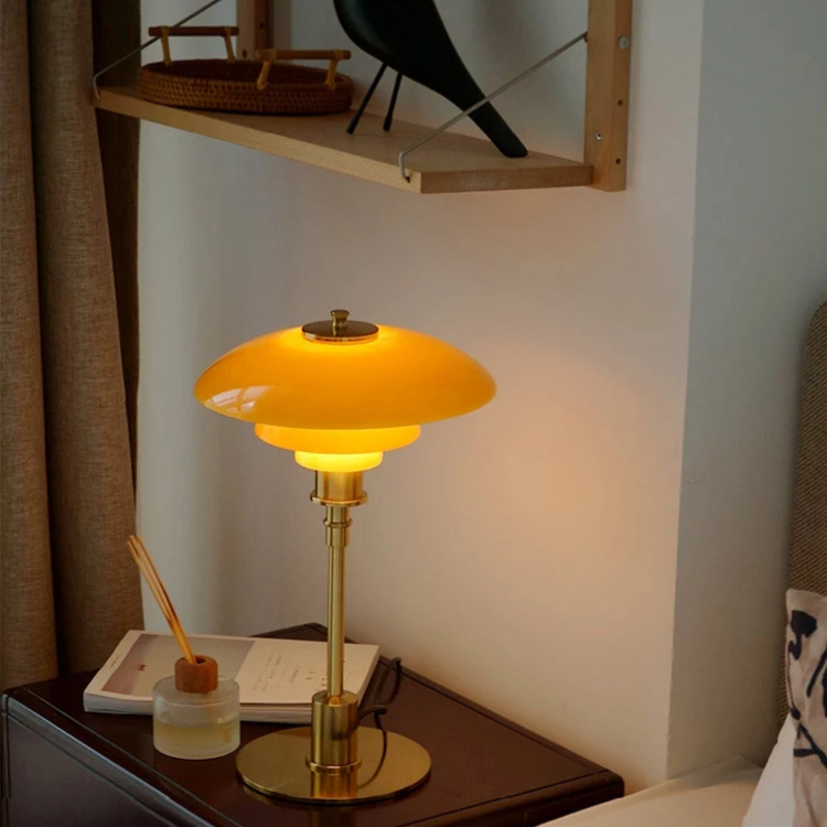 Simple Nordic Style Desk Lamp