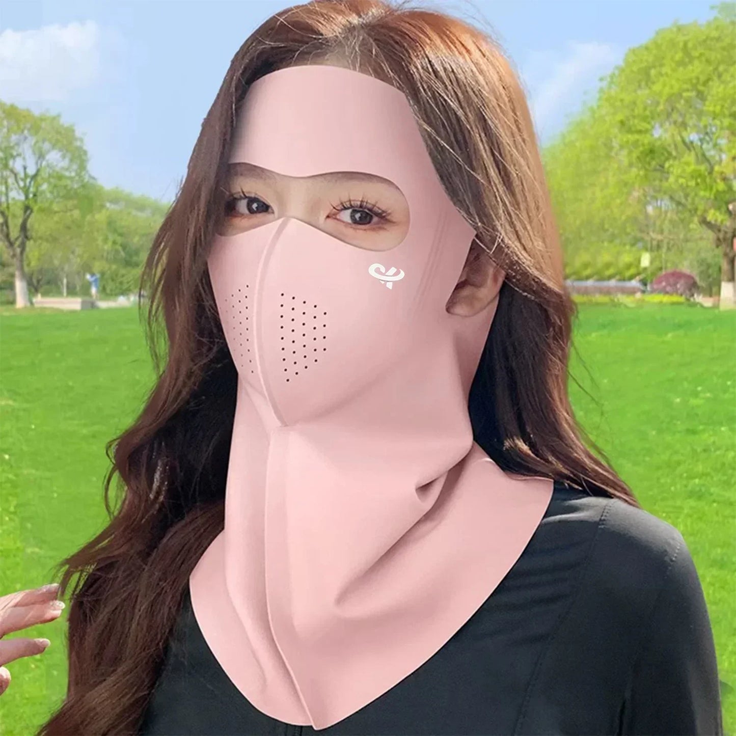 Sunscreen Face Mask with UV Shield