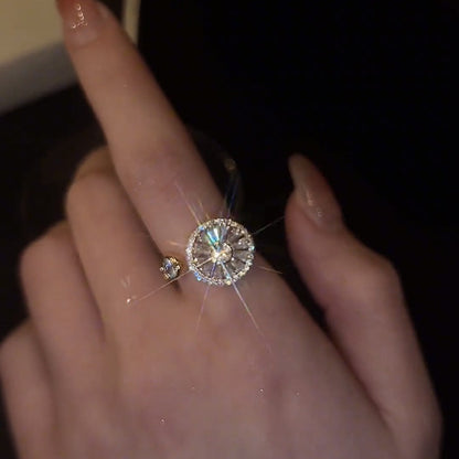 Fesara | Colorful Floral Spinning Ring - Fesara