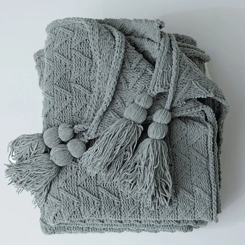Plush Heart Blanket with Soft Fringe