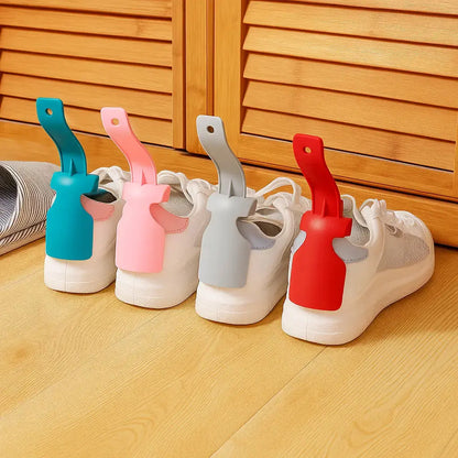 Easy Use Shoe Horn with Handy Clip - Fesara