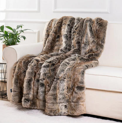 Plush Faux Fur Throw Blanket - Warm & Super Soft