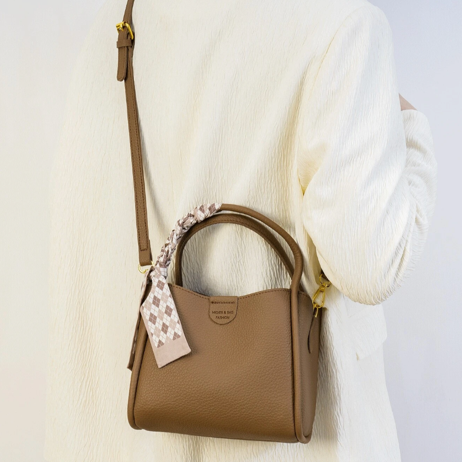Fashionable Womens Crossbody Bag with Lychee Pattern