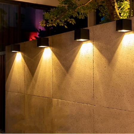 Wireless Outdoor Motion Sensor Solar Wall Light