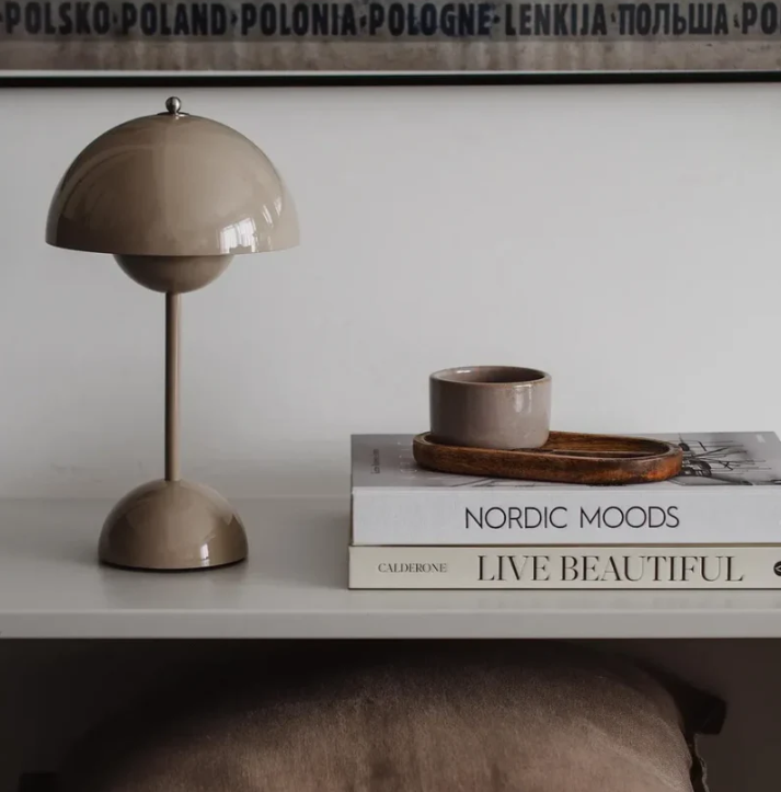 Stylish USB Desk Lamp with Adjustable Light