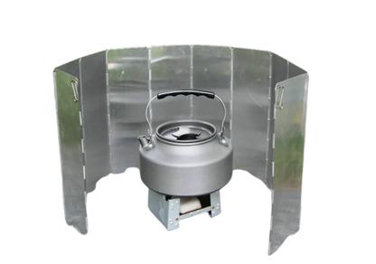 Portable Windshield for Camp Stove