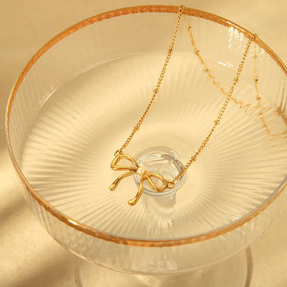 Delicate Bow Herringbone Pearl 18k Necklace