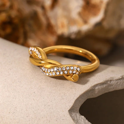 Elegant Diamond Engagement Ring - Fesara