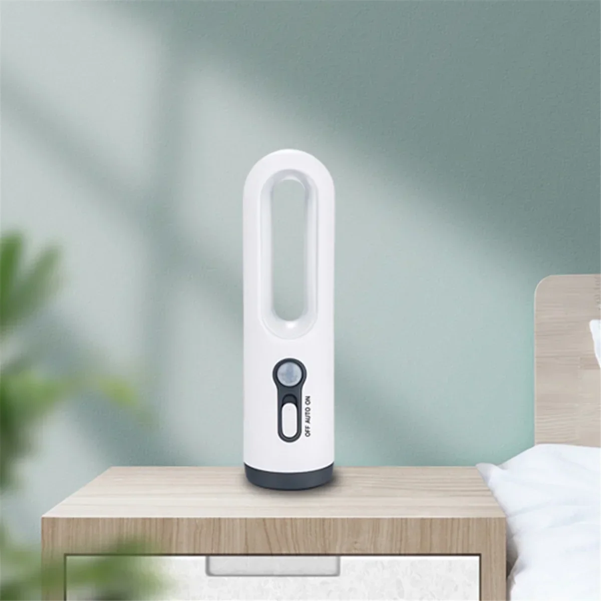 Smart Motion Night Light with Rechargeable Flashlight - Fesara