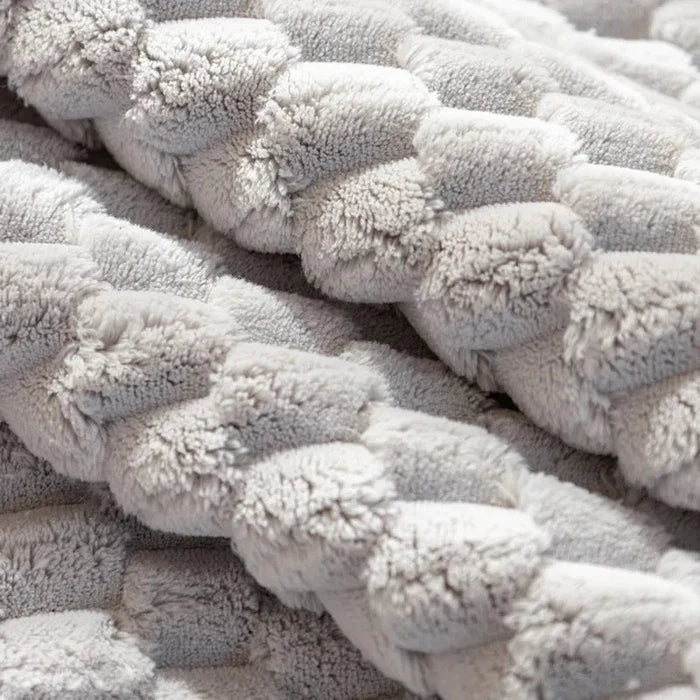 Soft Warm Winter Duvet with Non Slip Bottom
