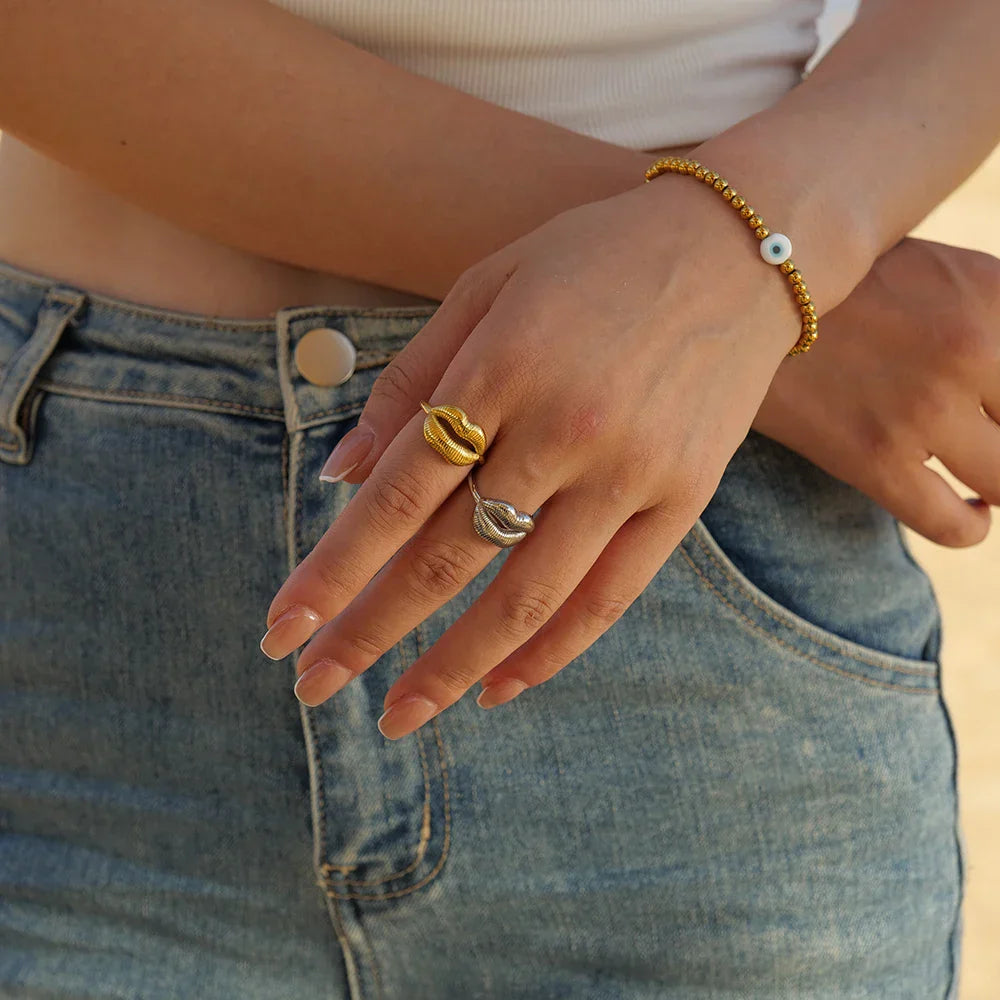 Elegant Passionate Love Ring