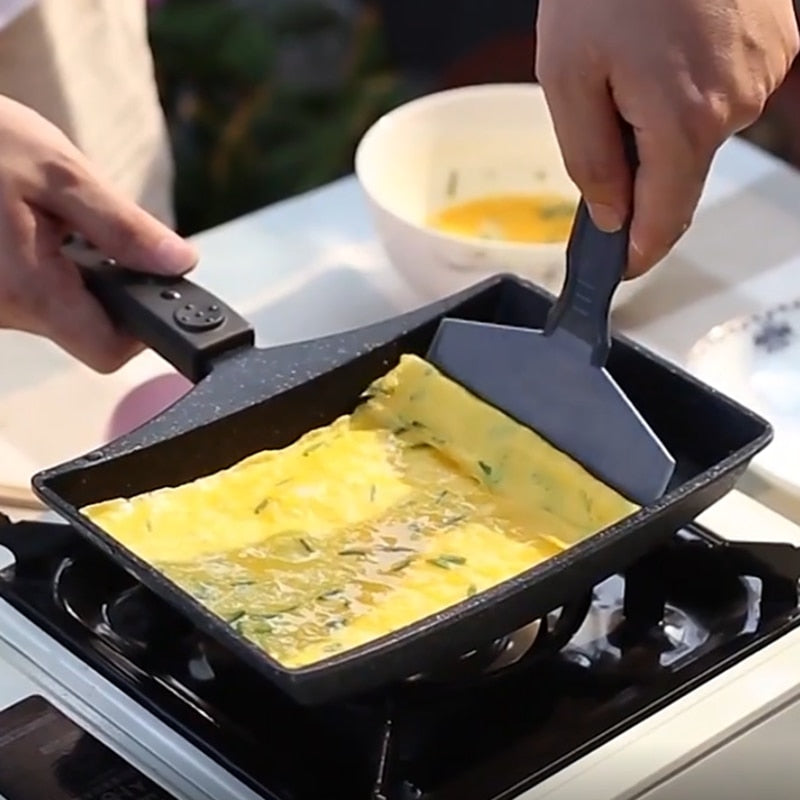 Easy Non Stick Omelette Frying Pan - Fesara