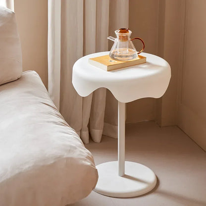 Compact End Table with Simple Style for Home Decor