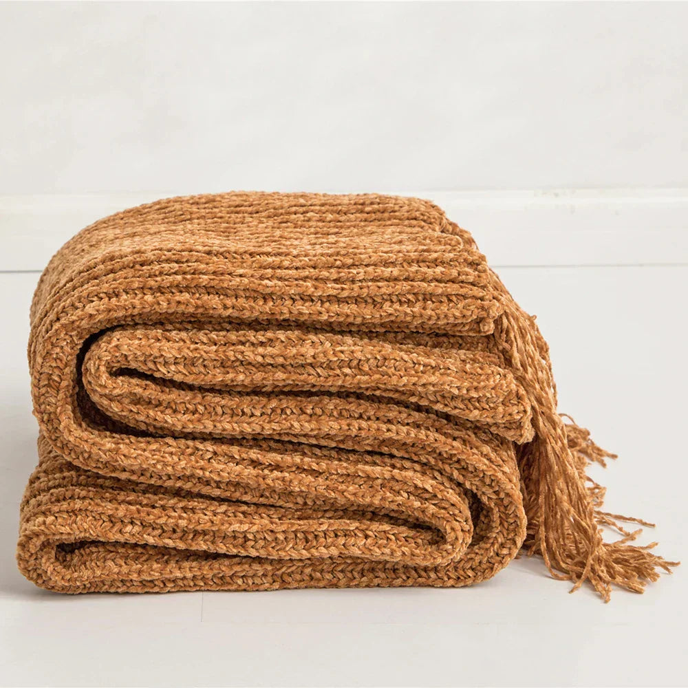 Plush Heart Blanket with Soft Fringe