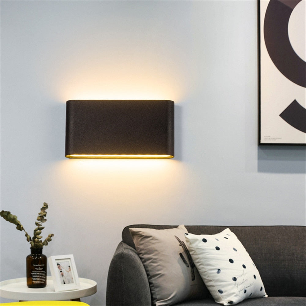 Outdoor Weatherproof Wall Light