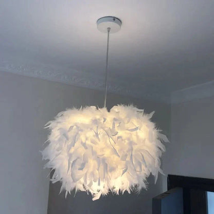 Elegant Amanda Pendant Lamp