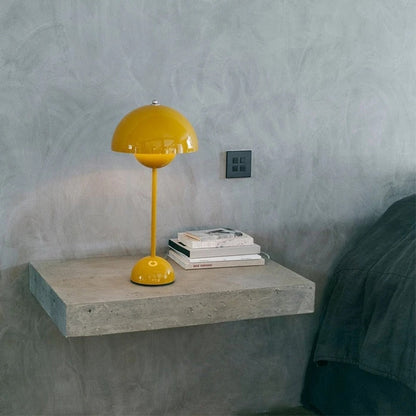 Contemporary Metal Desk LED Lamp