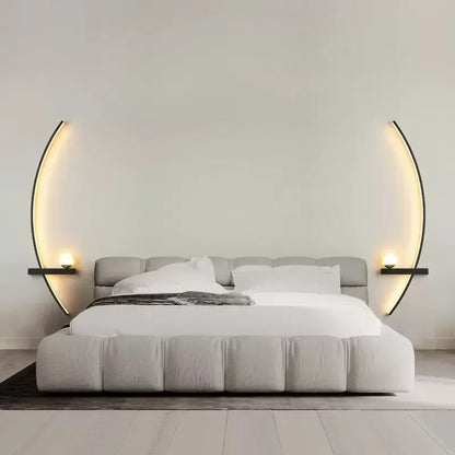 Modern Black Gold Wall Light Fixture - Fesara