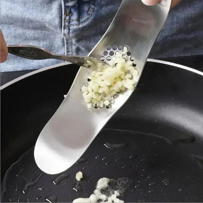 Stainless Steel Easy Squeeze Garlic Press - Fesara