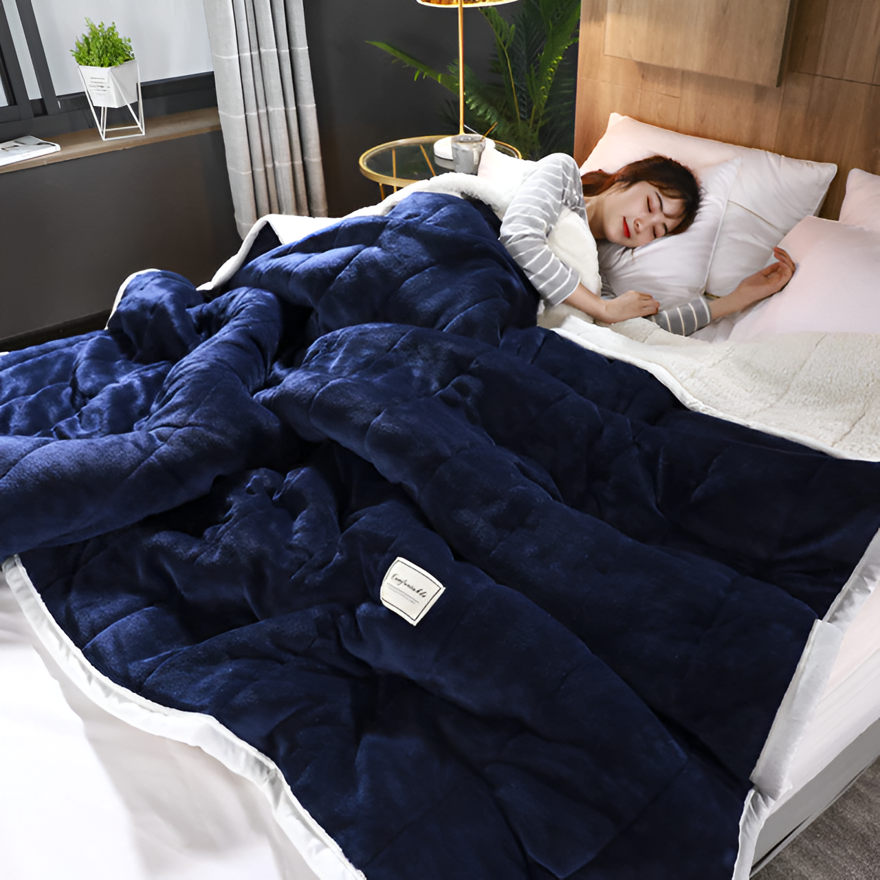 Plush Fleece Throw Blanket Ultra Soft and Warm