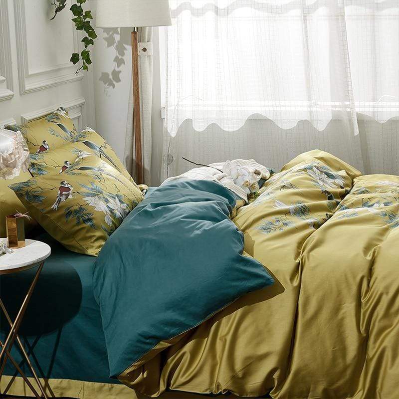 Luxurious White Cotton Pillowcase Set for Comfortable Sleep