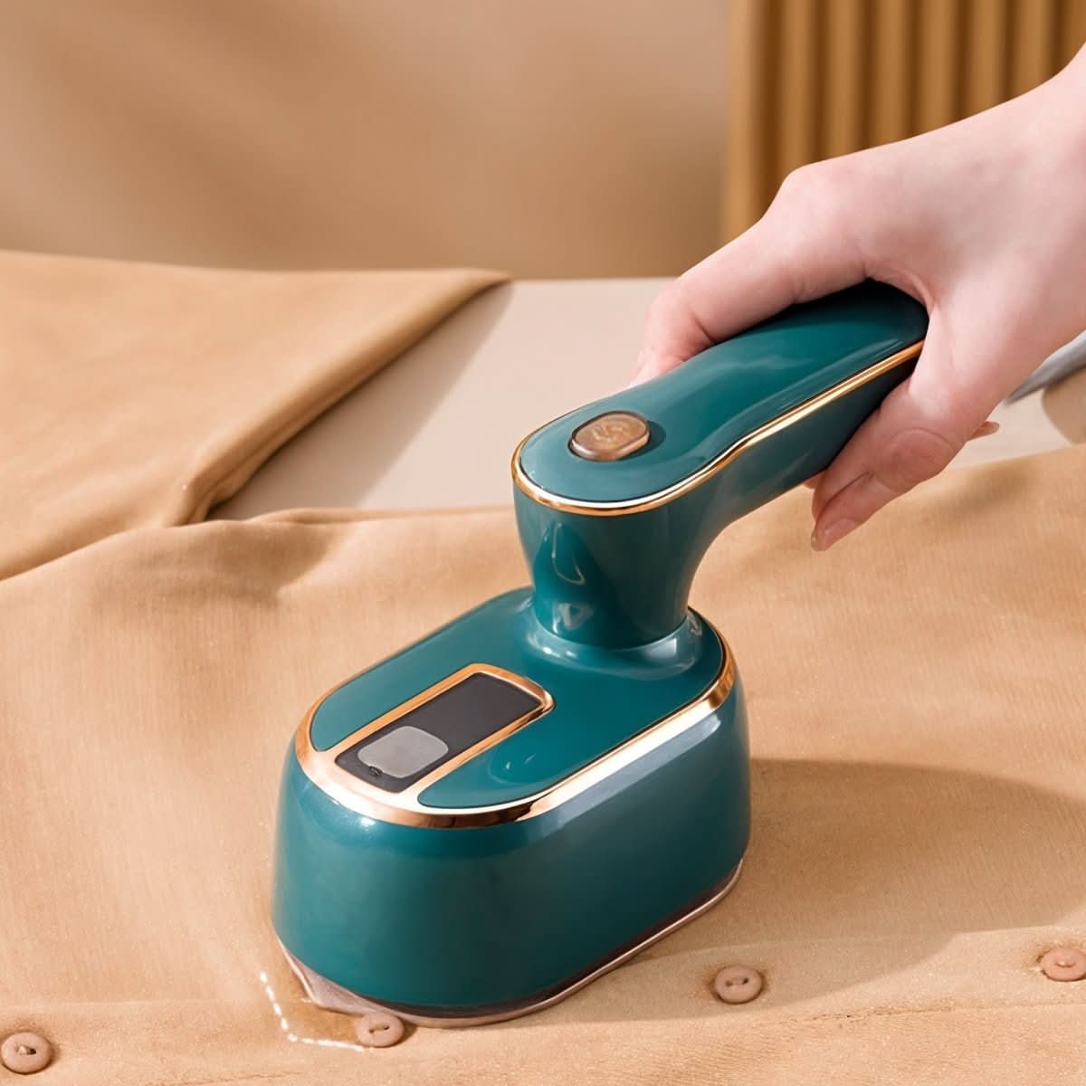 Compact Handheld Garment Steamer for Smooth Clothing - Fesara