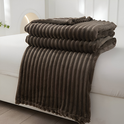 Cozy Plaid Fleece Throw Blanket Soft and Breathable
