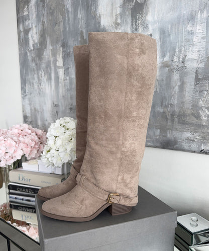 Stylish Beige Knee High Boots with Comfortable Heel Height for Everyday Wear 2