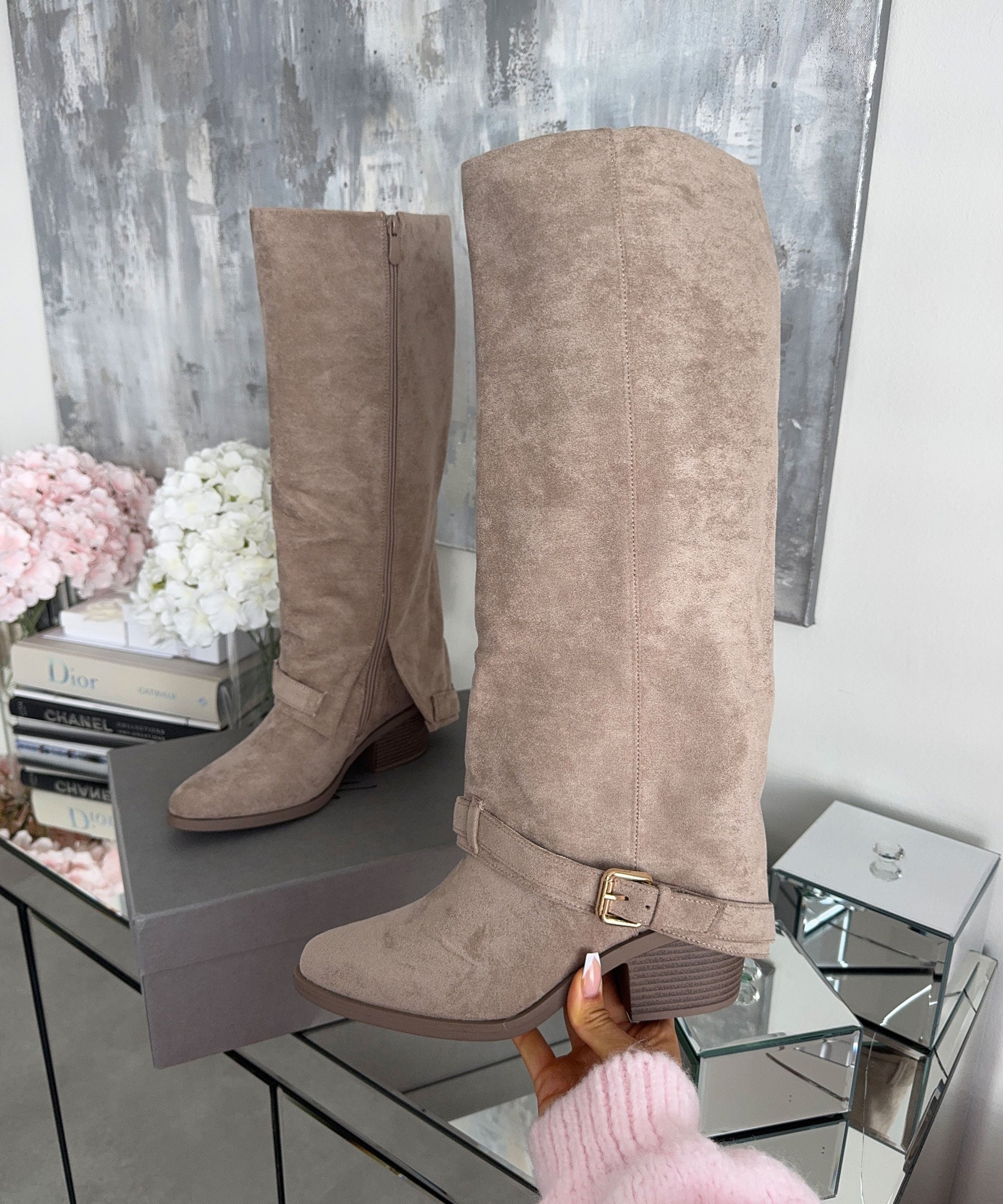Stylish Beige Knee High Boots with Comfortable Heel Height for Everyday Wear 4