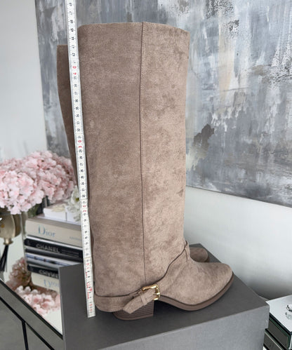 Stylish Beige Knee High Boots with Comfortable Heel Height for Everyday Wear 5