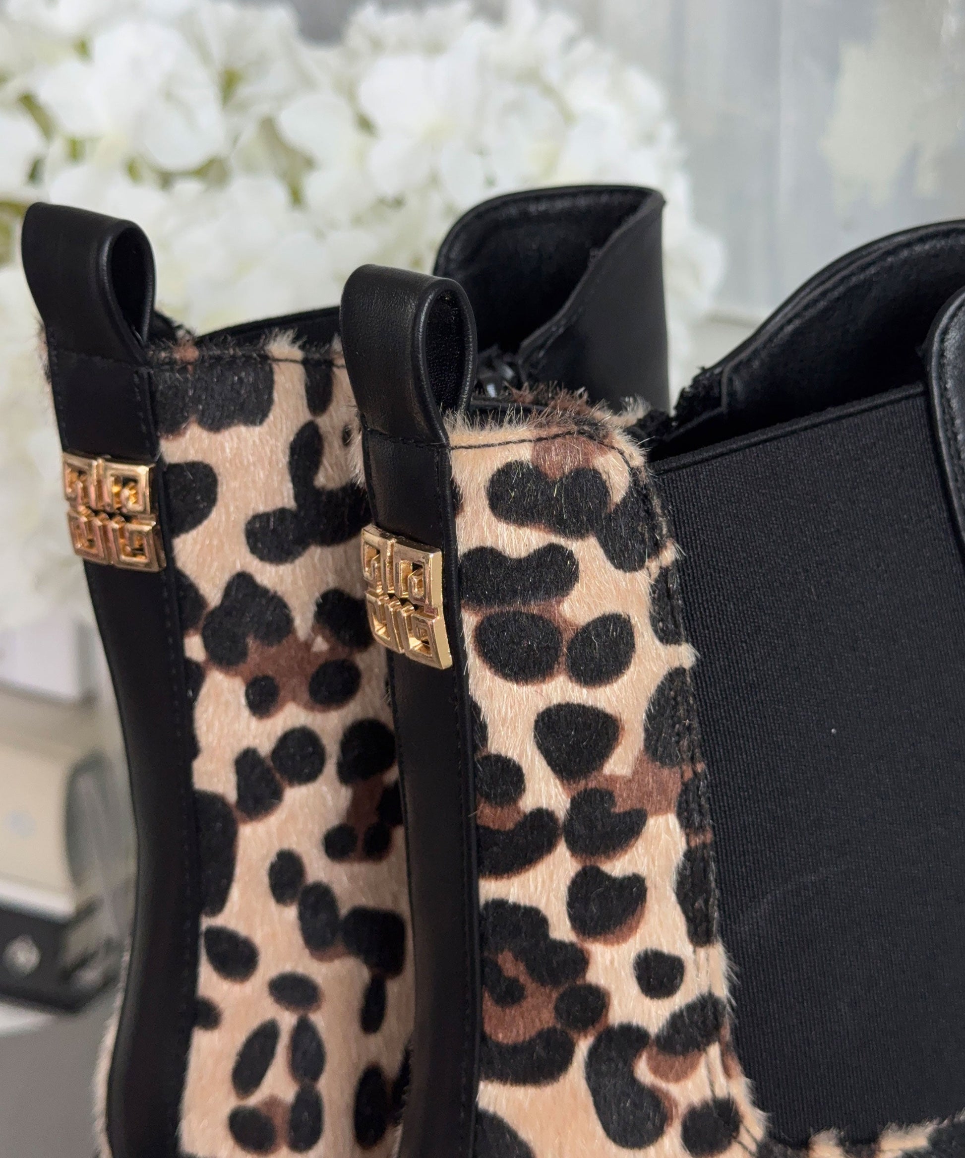 Stylish Black Leo Print Boots with Comfortable Inner Lining – Normal Fit for Everyday Wear 2