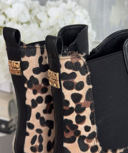 Stylish Black Leo Print Boots with Comfortable Inner Lining – Normal Fit for Everyday Wear 2