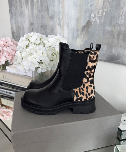 Stylish Black Leo Print Boots with Comfortable Inner Lining – Normal Fit for Everyday Wear 3