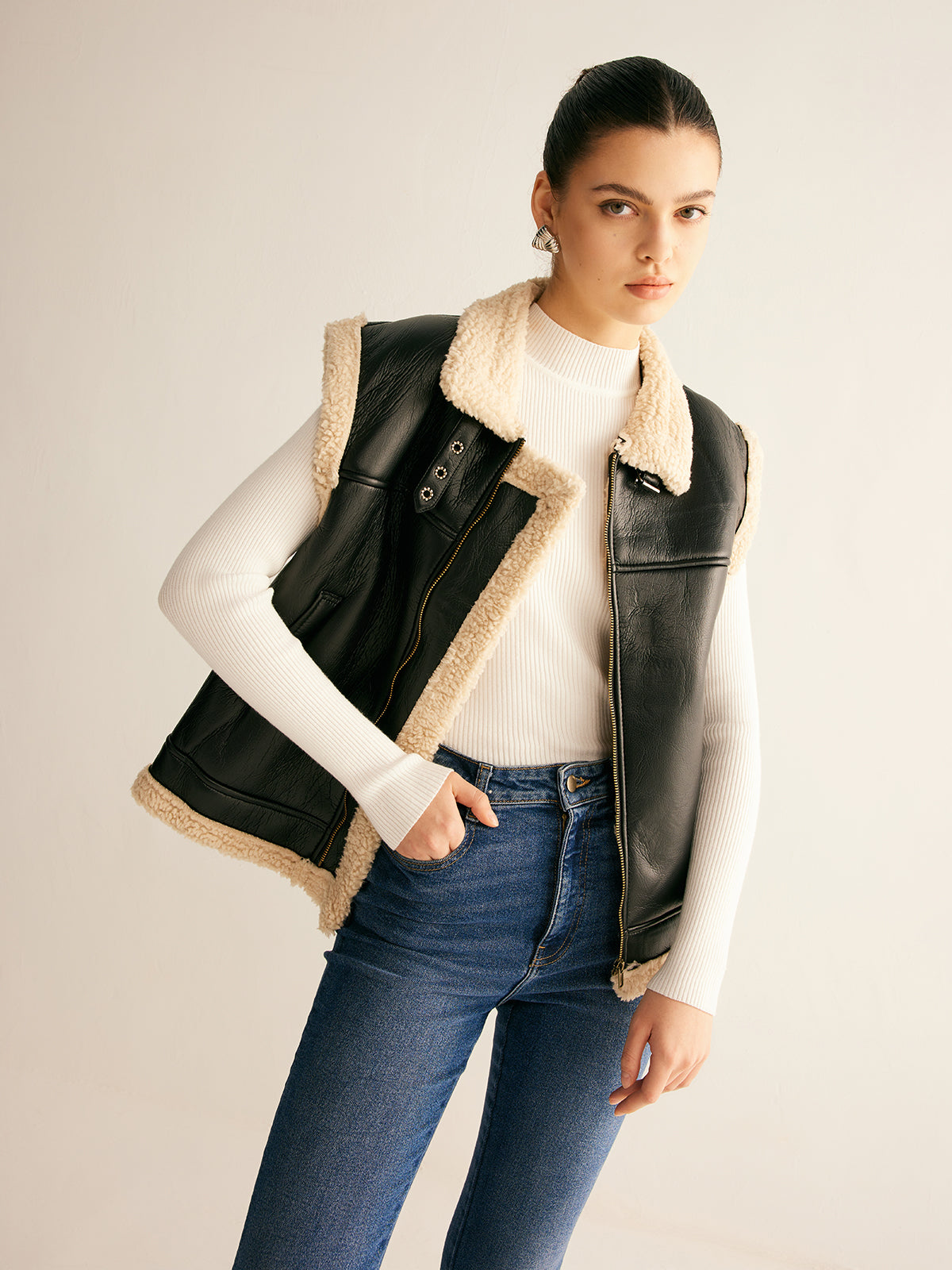Teddy Lined PU Leather Vest 3