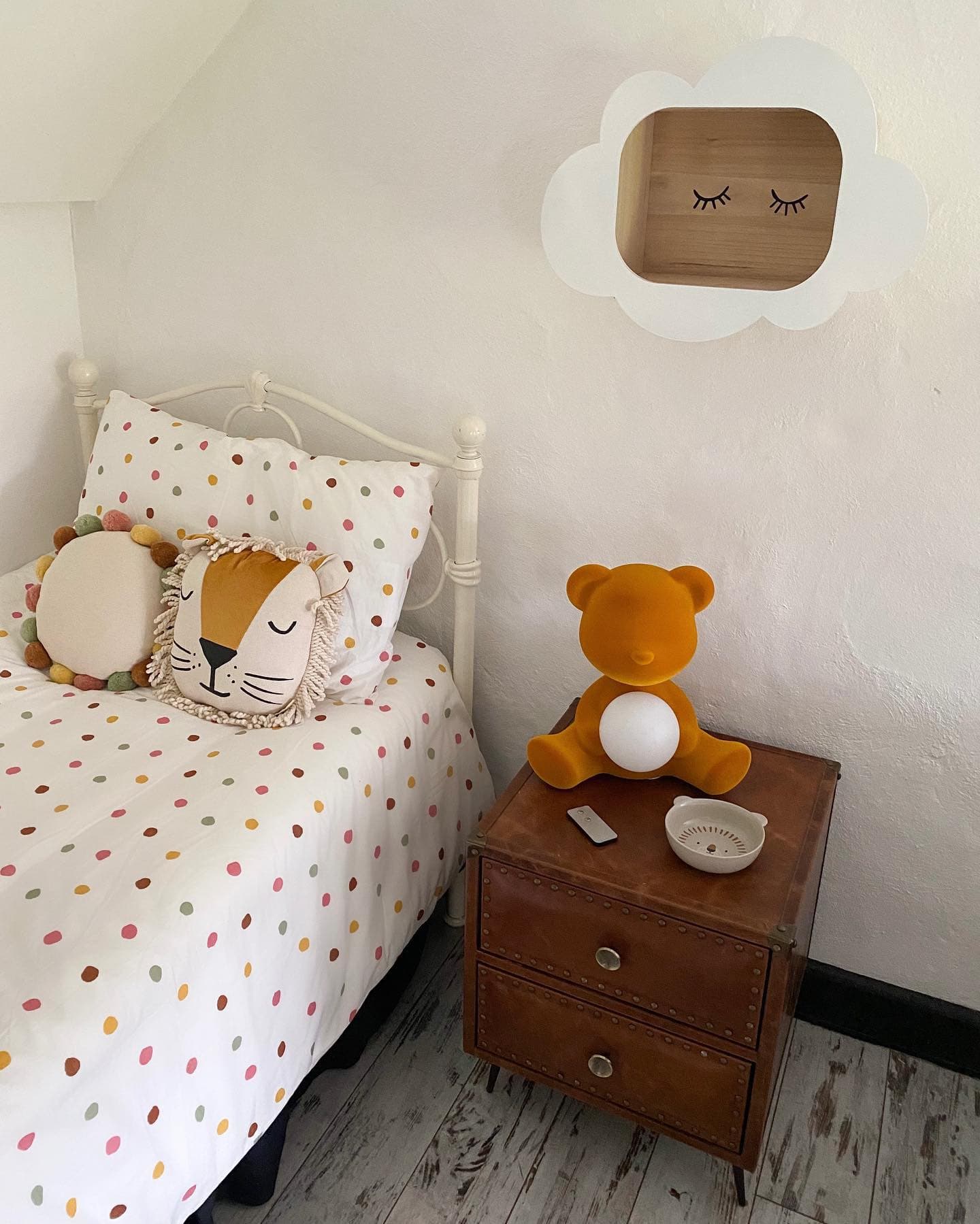 Cozy Bear Desk Lamp