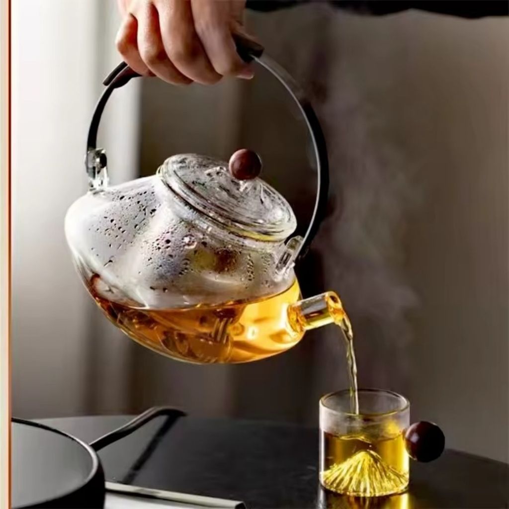 Large Glass Tea Infuser Pot with Wooden Grip
