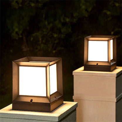 Stylish Garden Post Lamp