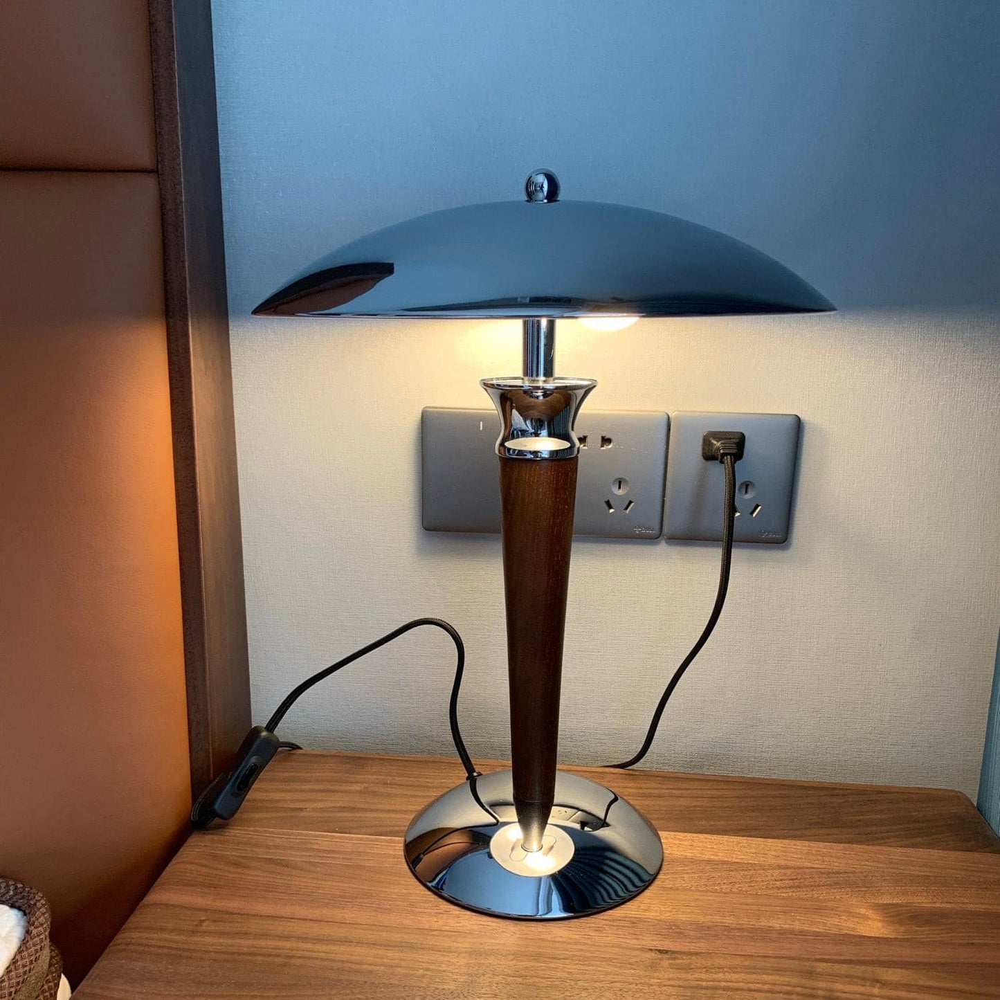 Soft Pink Nordic Desk Lamp