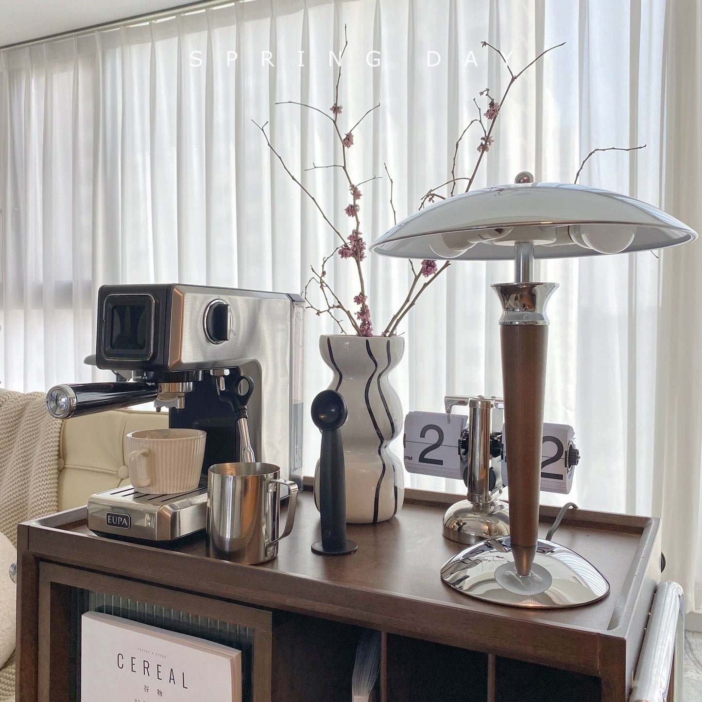 Soft Pink Nordic Desk Lamp
