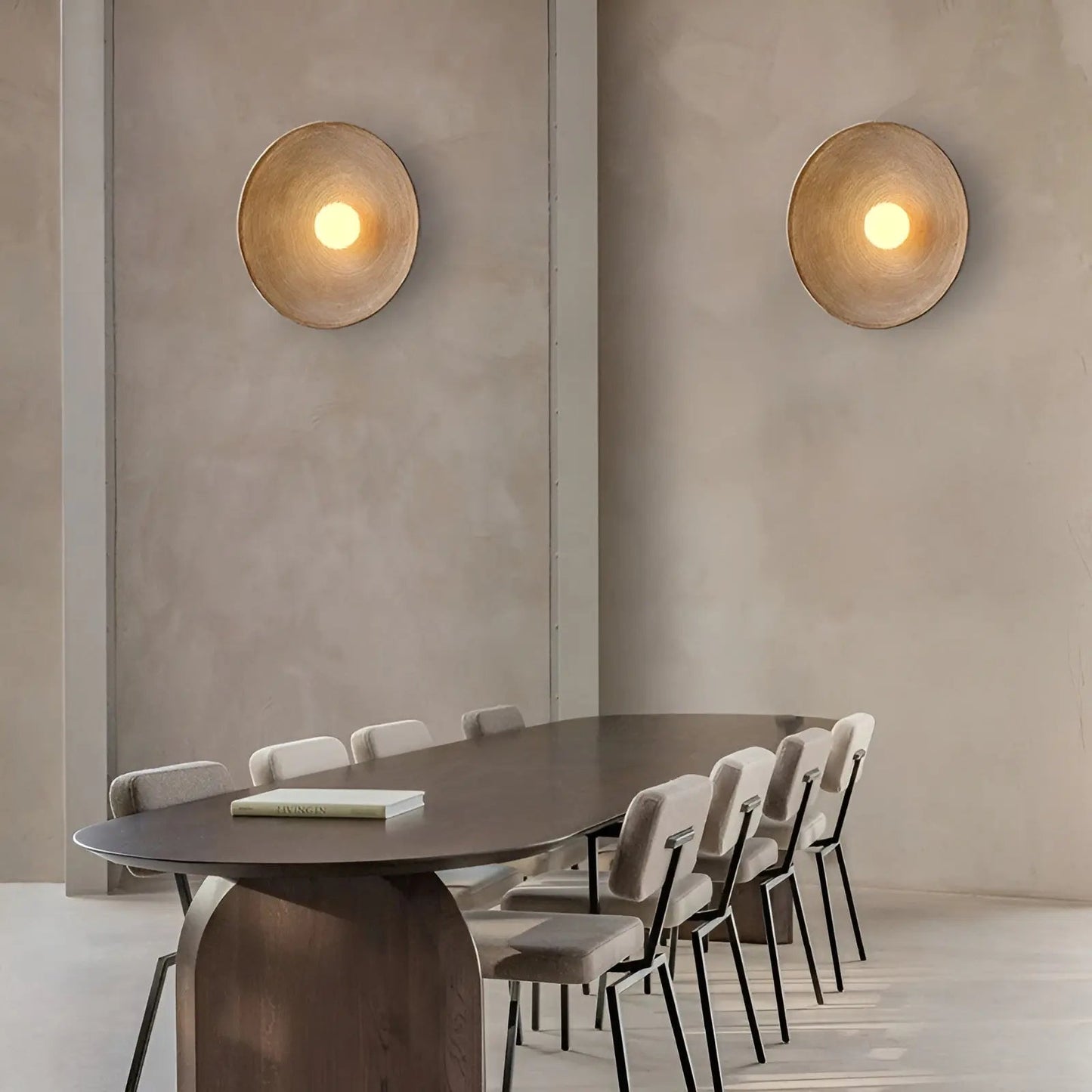 Elegant Modern Wall Light