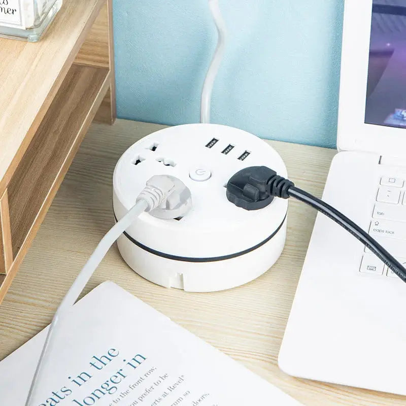 Compact Power Strip with USB and Retractable Cord - Fesara