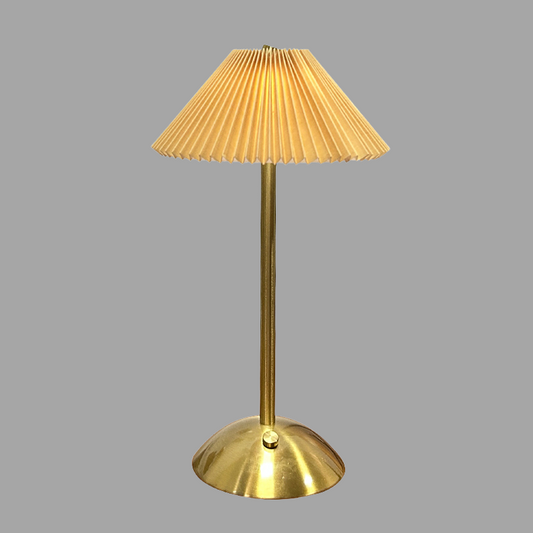 Cozy Nordic Table Lamp - Fesara