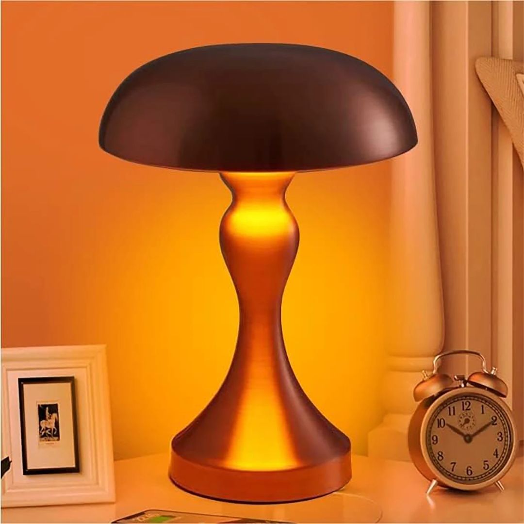 Elegant Dutch Floral Desk Lamp