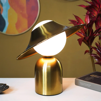 Elegant Gold Tone Metal Table Lamp