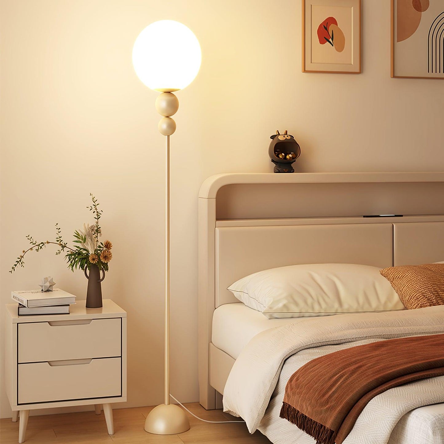 Urda Floor Lamp 4