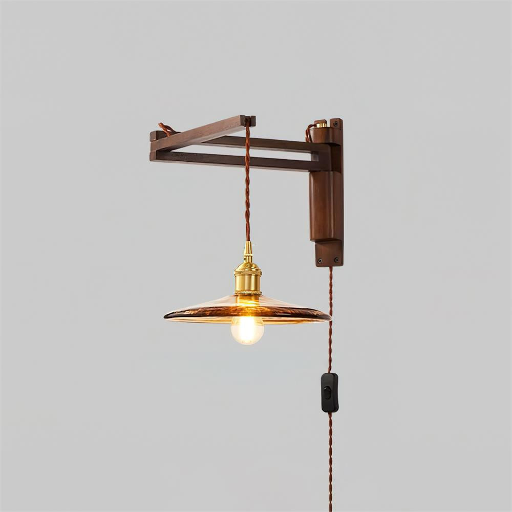 Traditional Style Wall Light with Elegant Design - Fesara