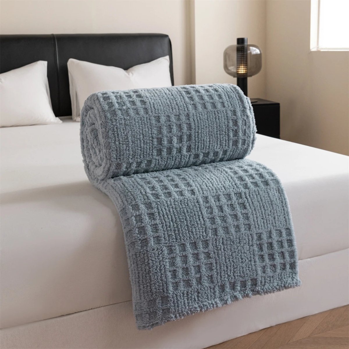 VelvetNest | Luxurious Soft Thick Waffle Jacquard Blanket 12