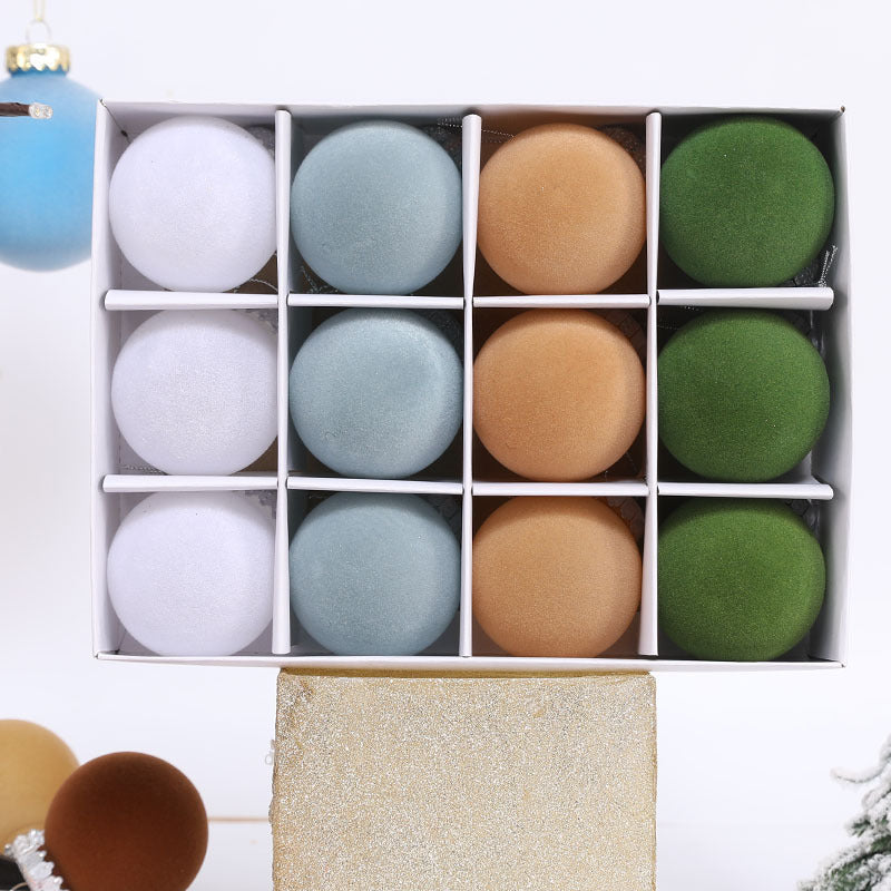 Velvet Charms | New Year's Tree Decor 1